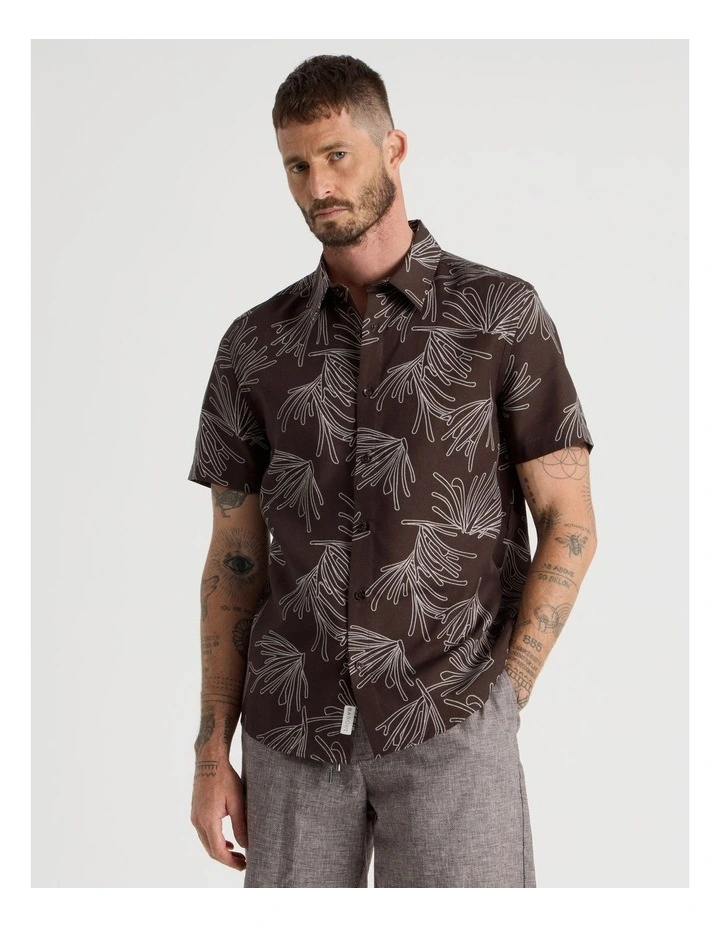 Short Sleeve Print Illustration Shirt in Chocolate image 1