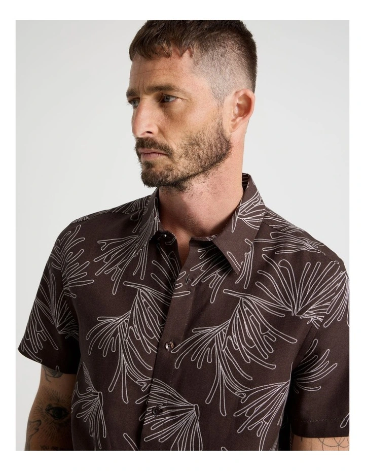 Short Sleeve Print Illustration Shirt in Chocolate image 2