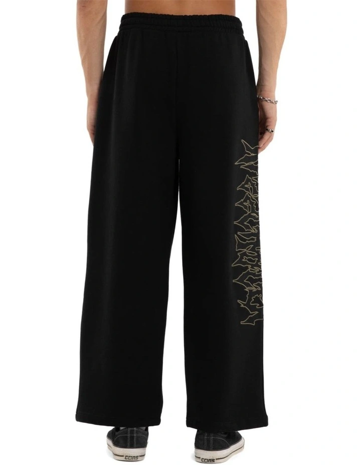 Wraith Baggy Sweatpant in Black image 2
