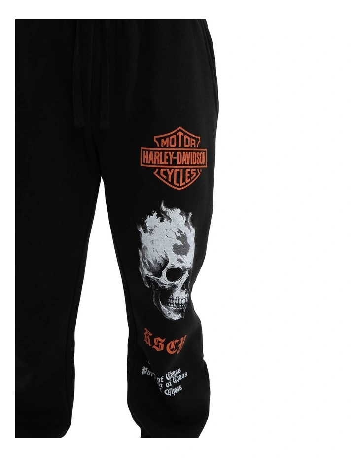 Earn Trackpant in Black image 7