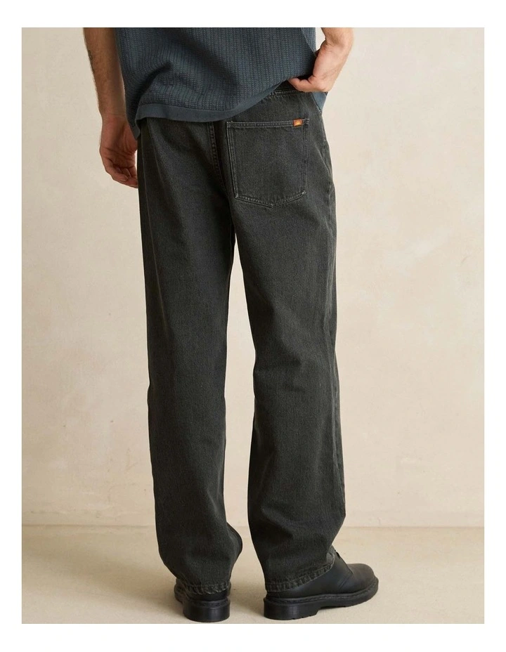 Essential Standard Straight Jean image 2