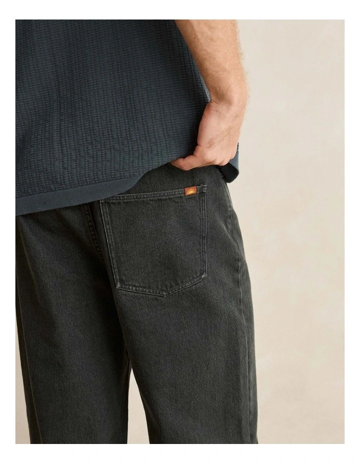 Essential Standard Straight Jean image 3