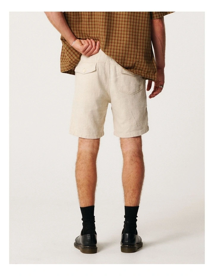 Cruiser Linen Short in Ecru image 2