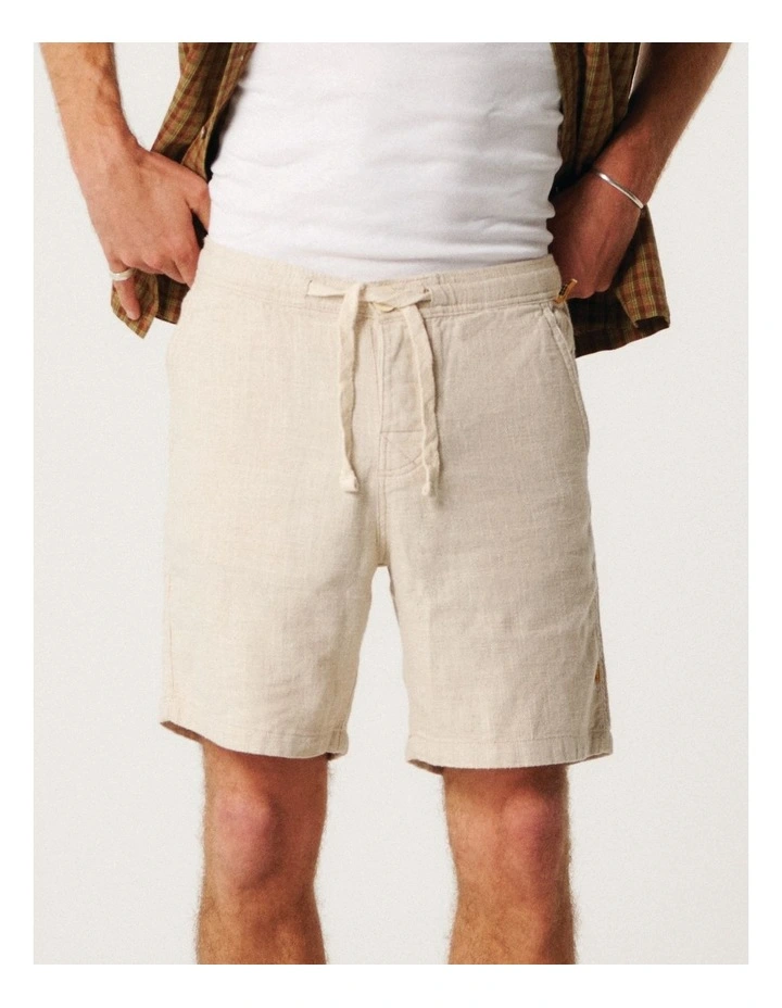 Cruiser Linen Short in Ecru image 5