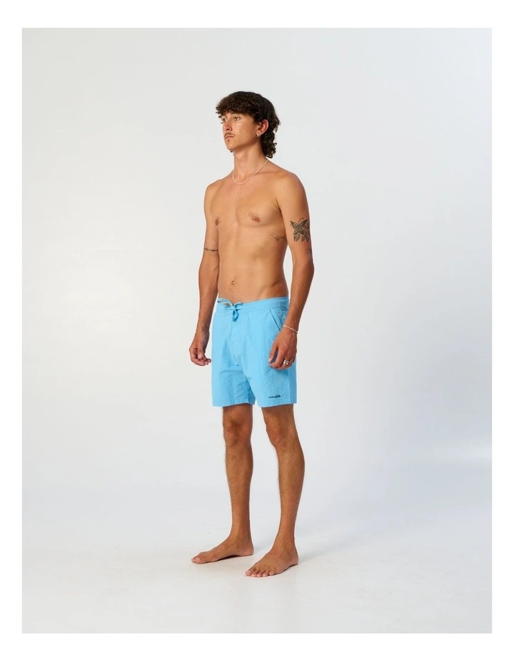 Nucleus 16 Trunk in Blue image 3