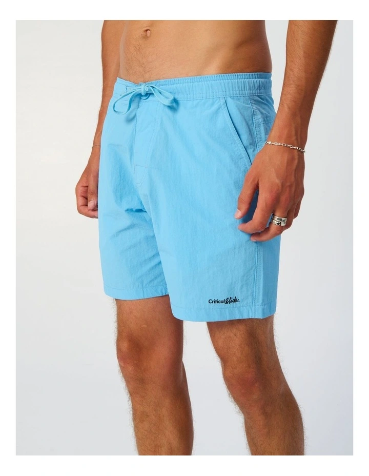 Nucleus 16 Trunk in Blue image 5