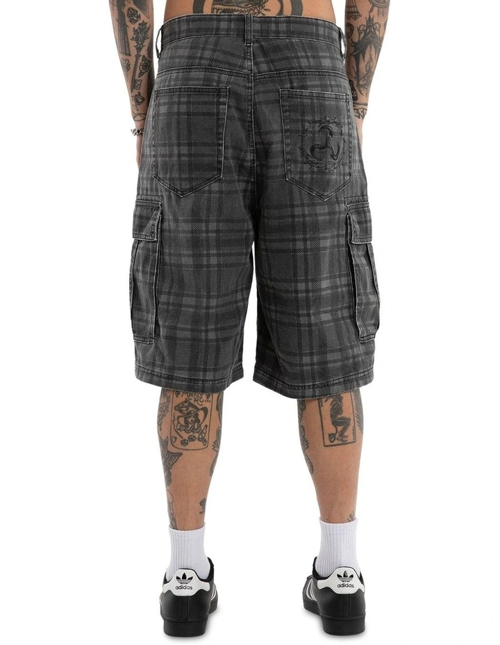 Wilson K7 Super Baggy Short in Black image 2