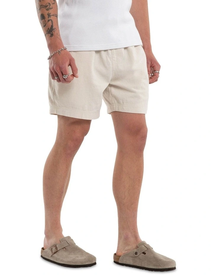 Coastal Linen Short in Cream image 5