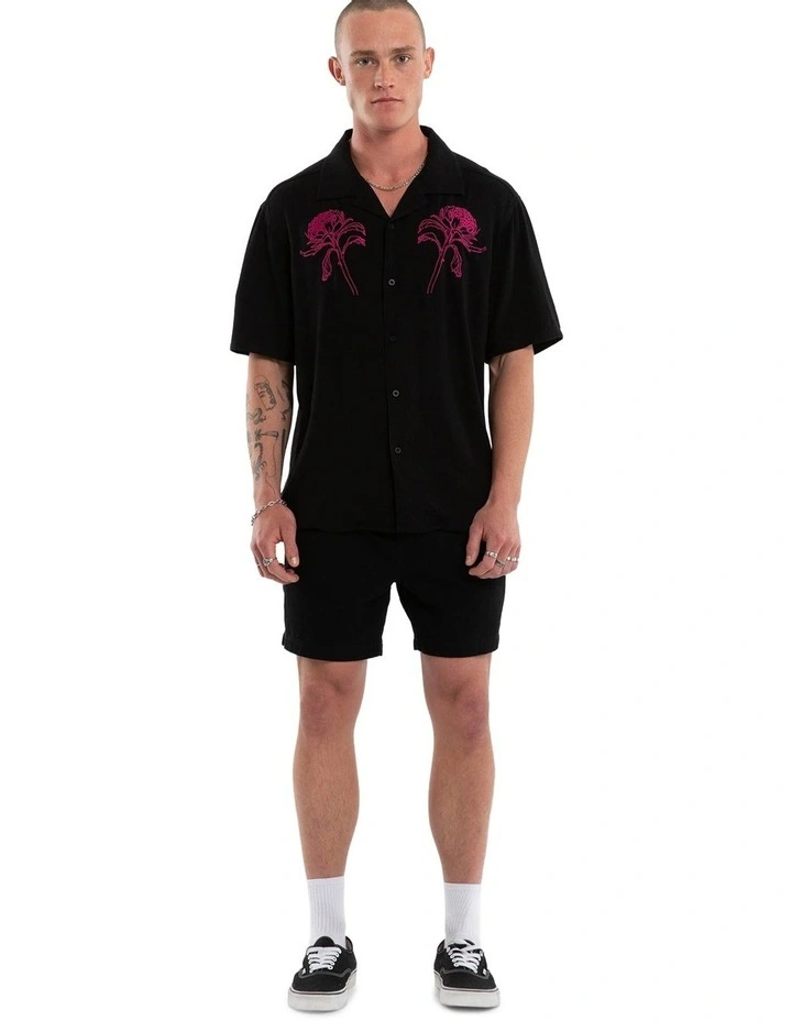 Coastal Linen Shorts in Black image 3