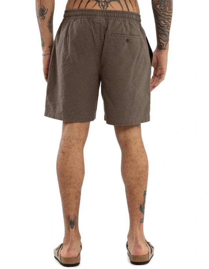 Rhys Relaxed Walkshort in Brown image 2