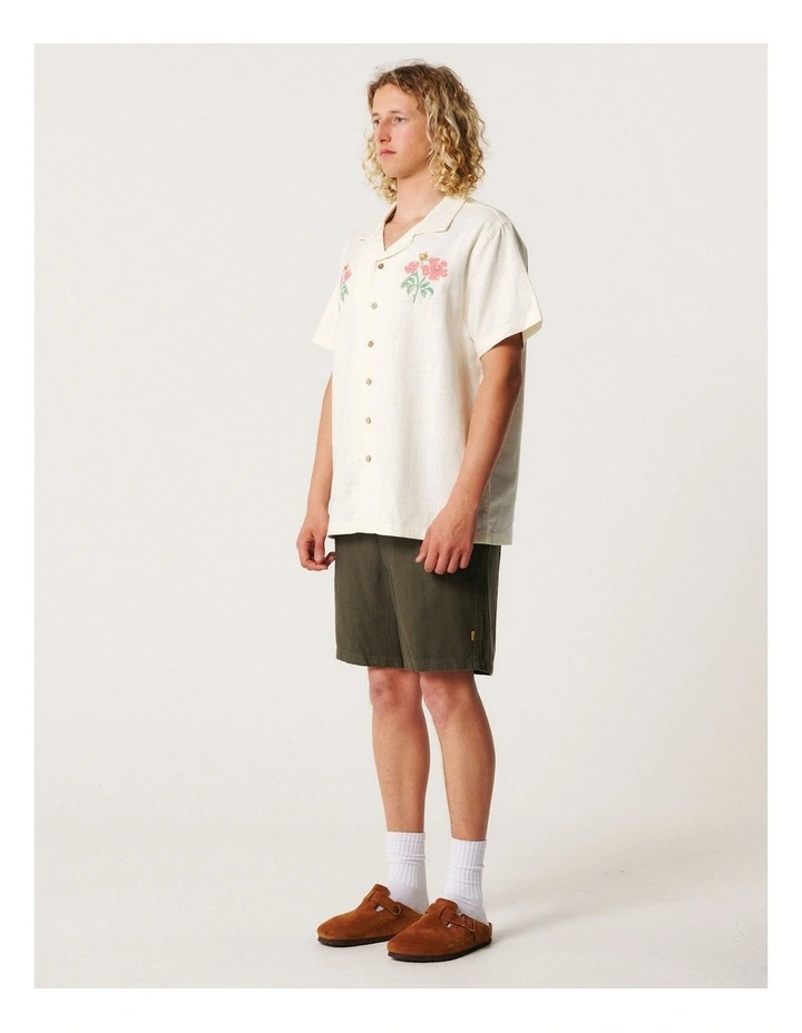 Bouquet Short Sleeve Resort Shirt in Vintage White image 3