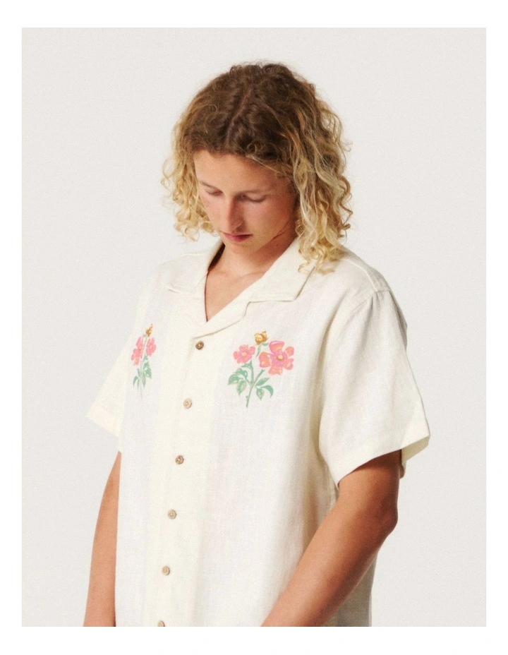 Bouquet Short Sleeve Resort Shirt in Vintage White image 4