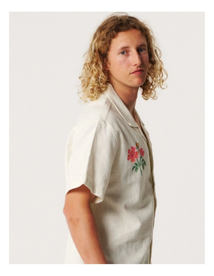 Bouquet Short Sleeve Resort Shirt in Vintage White image 6