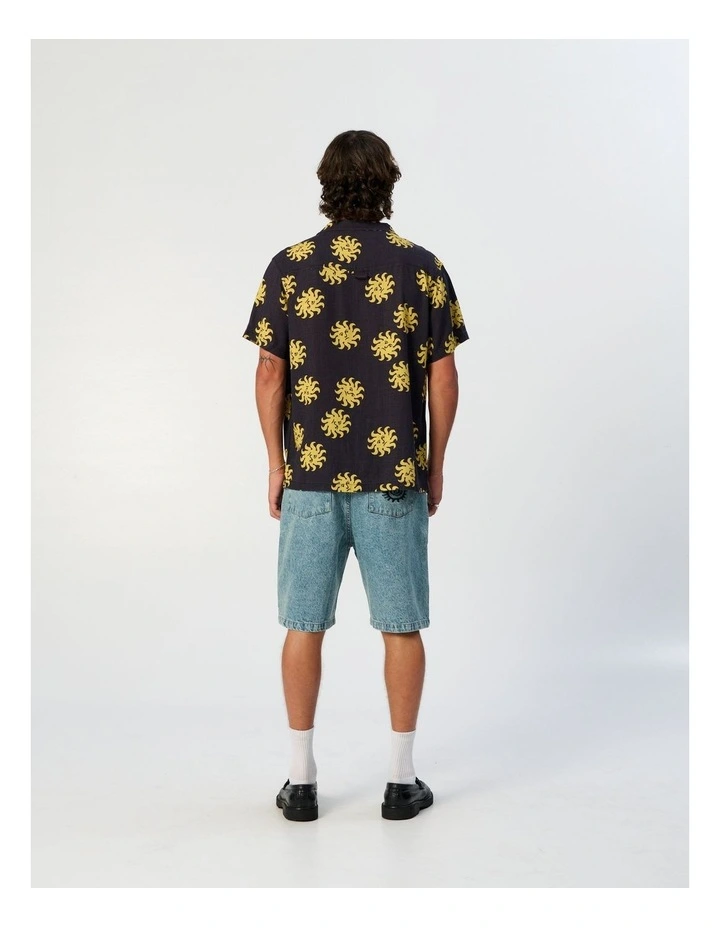 Morning Resort Shirt in Black image 2