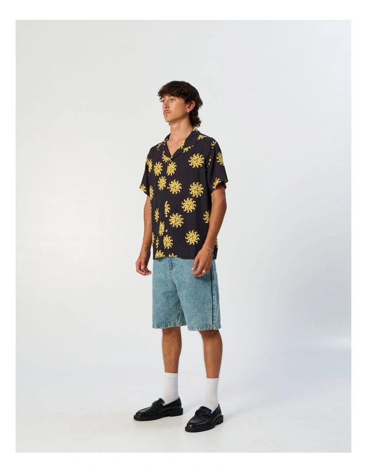 Morning Resort Shirt in Black image 3