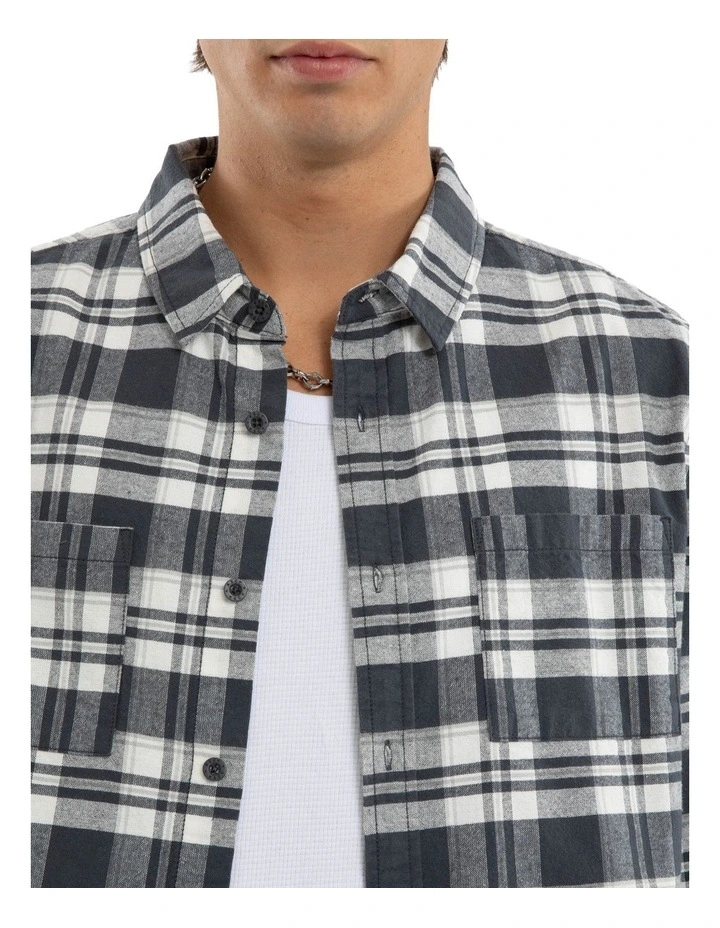 Vista Long Sleeve Shirt in Grey image 4