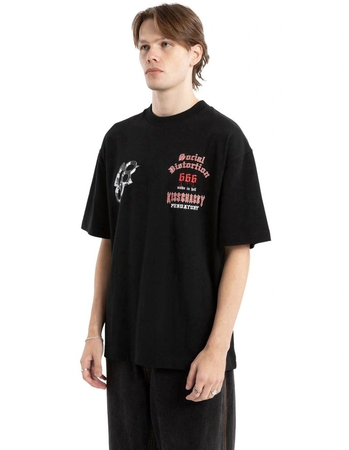 Distortion Street Tee in Black image 3