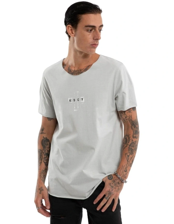 Victory Raw V-Neck Tee in Grey image 2