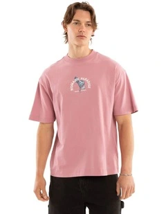Paradinia Street Tee in Pink