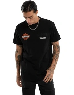 Kickstand Tee in Black