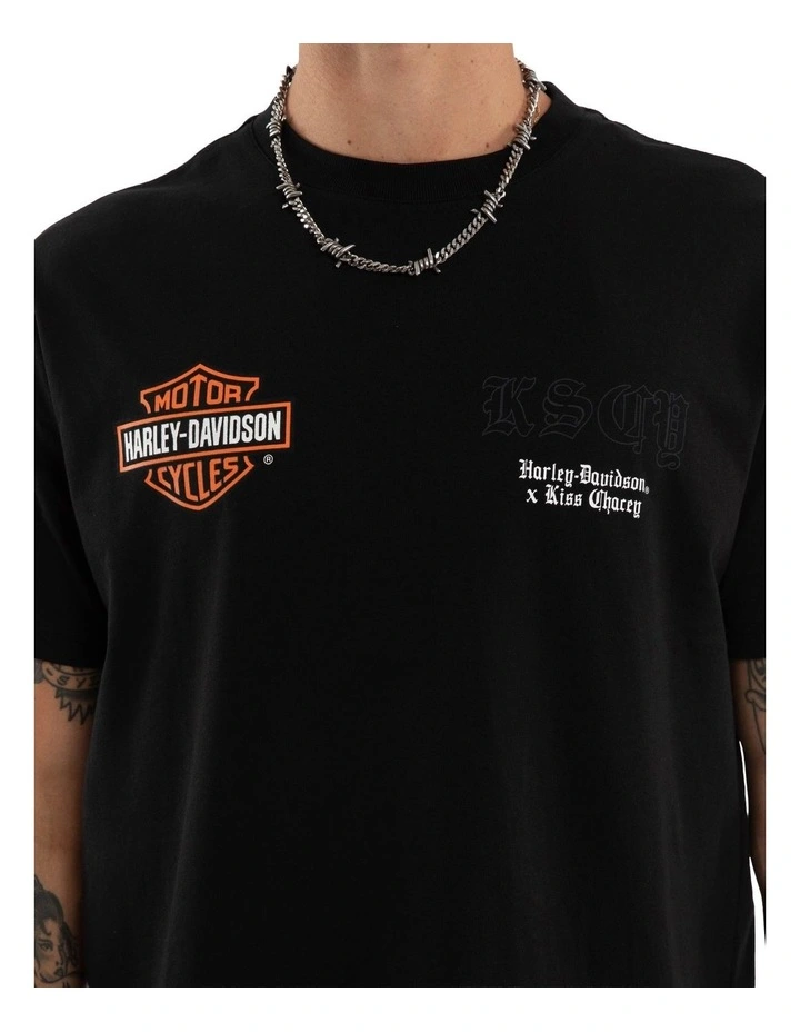 Kickstand Tee in Black image 4