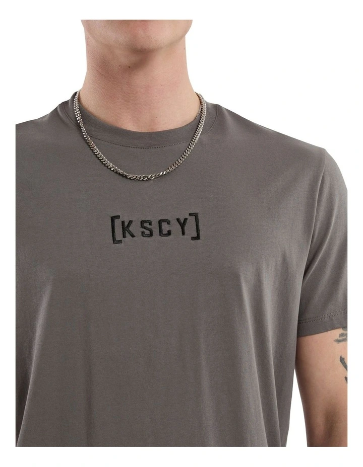 Pronto Dual Curved Tee in Charcoal image 4