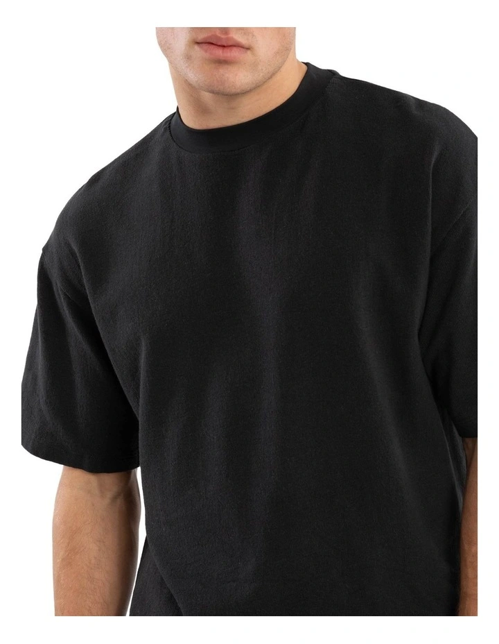 Elijah Textured Street Tee in Grey image 4