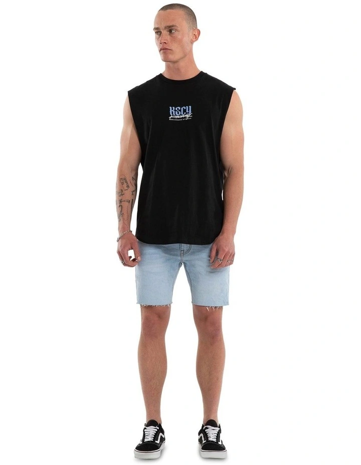 Traditional Dual Curved Muscle Tee in Black image 6