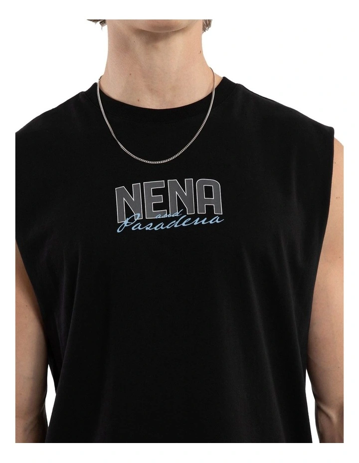 Efficient Relaxed Muscle in Black image 4