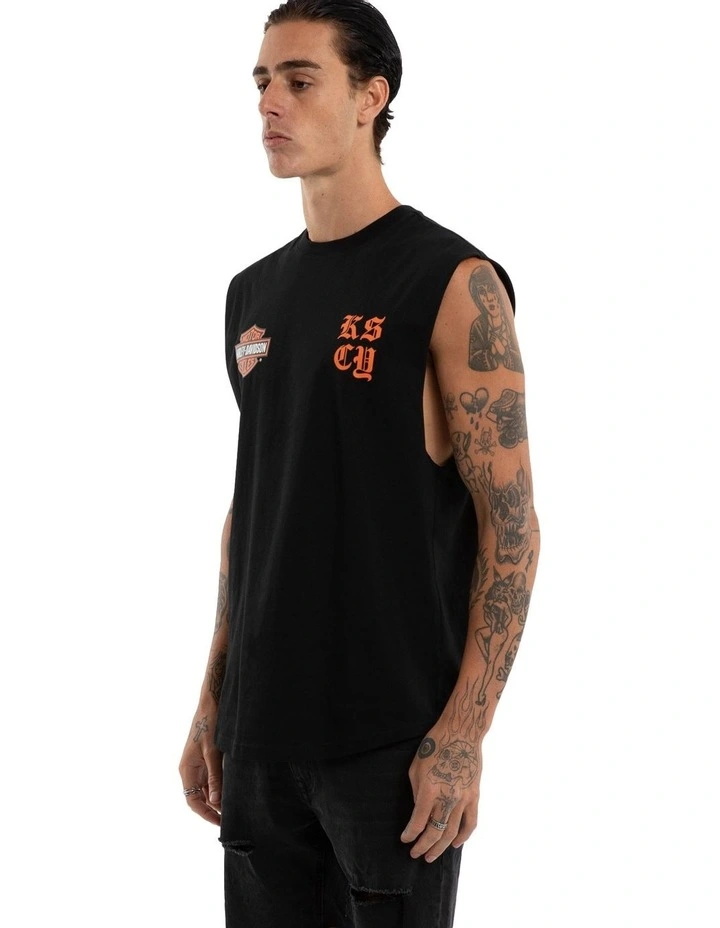 Chapter Singlet in Black image 3