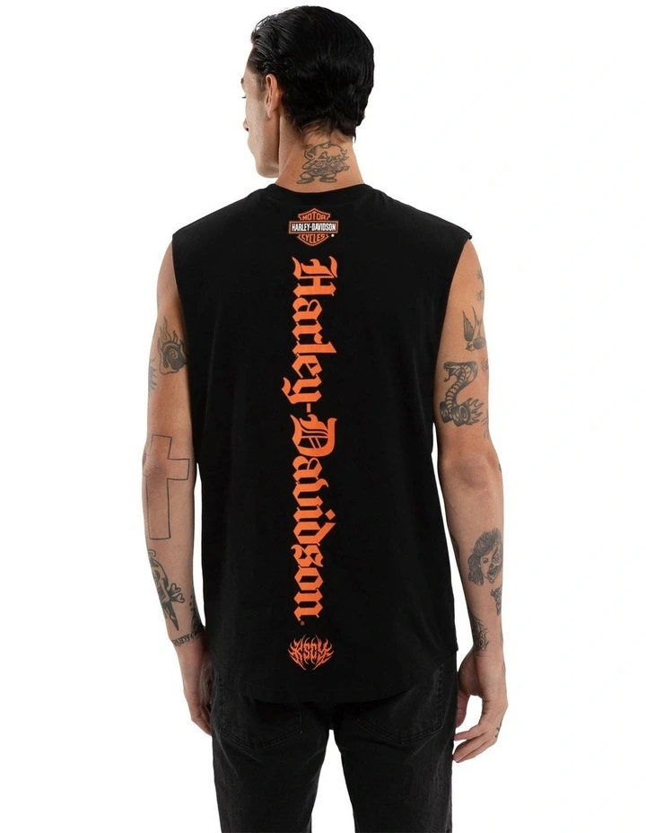 Chapter Singlet in Black image 4