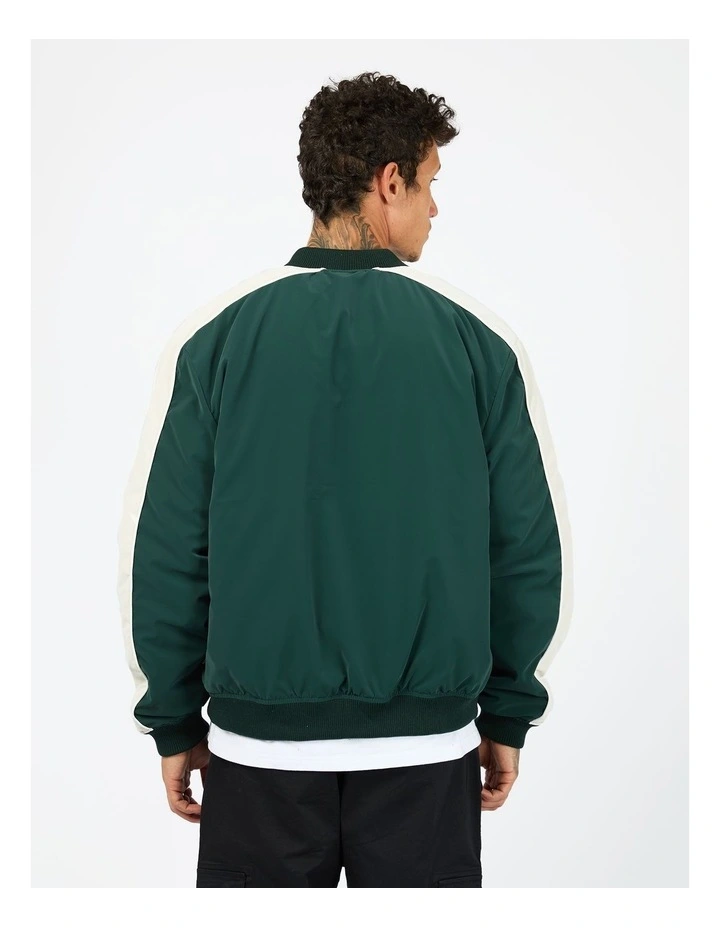 Upwey Jacket in Green image 2