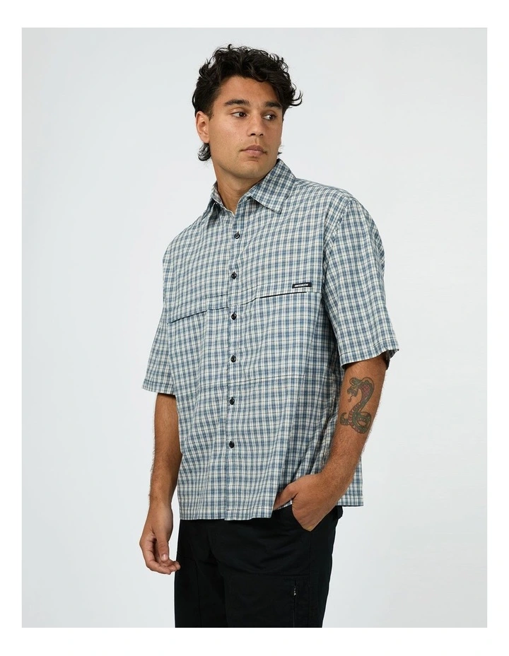 Angler Short Sleeve Shirt in Blue image 3