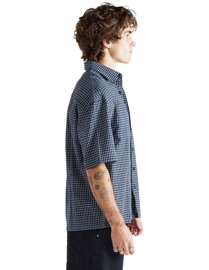 Evan Short Sleeve Shirt in Navy image 3