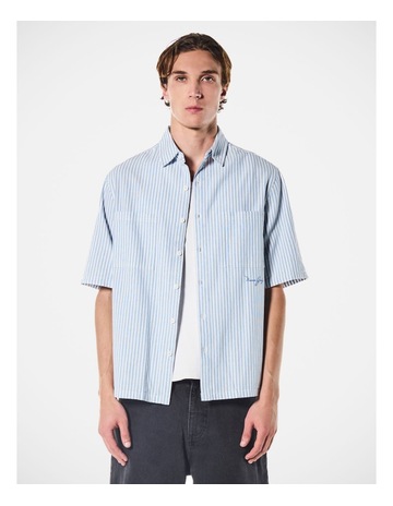 Navy/Off White colour