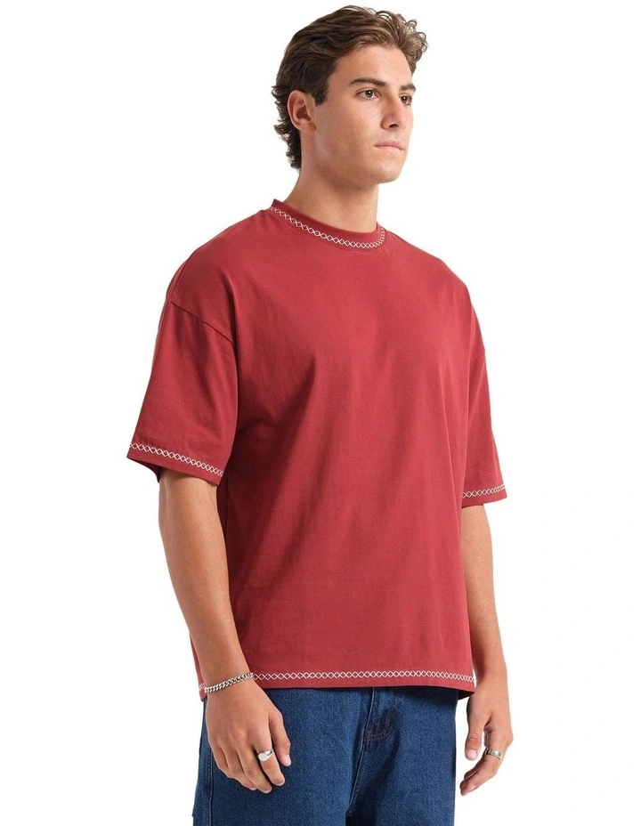 Felix T-Shirt in Burdgundy image 5