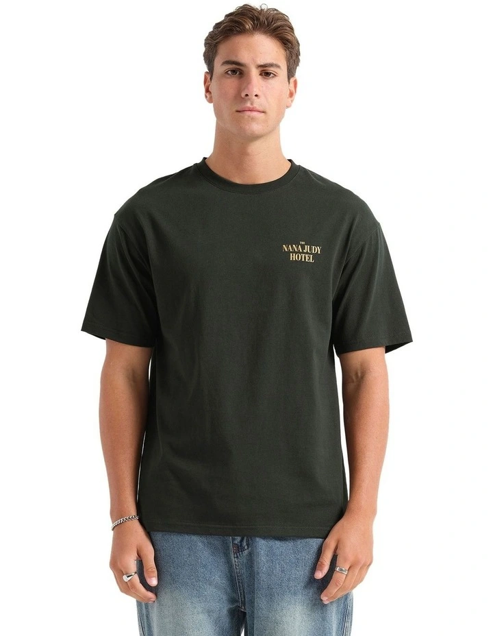 Spencer T-Shirt in Dark Green image 1