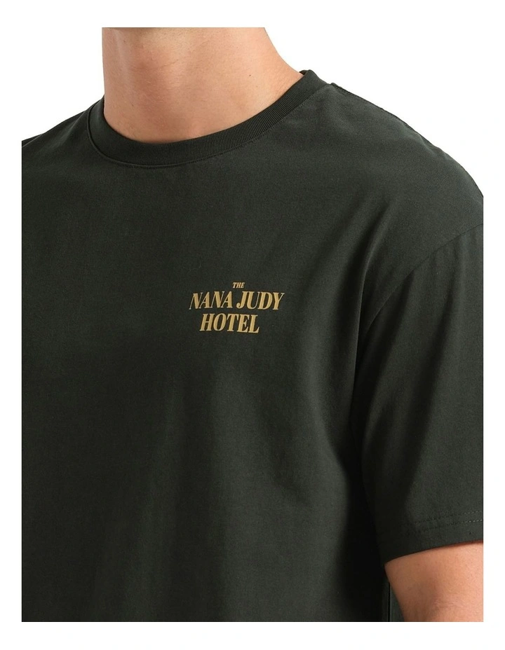 Spencer T-Shirt in Dark Green image 7