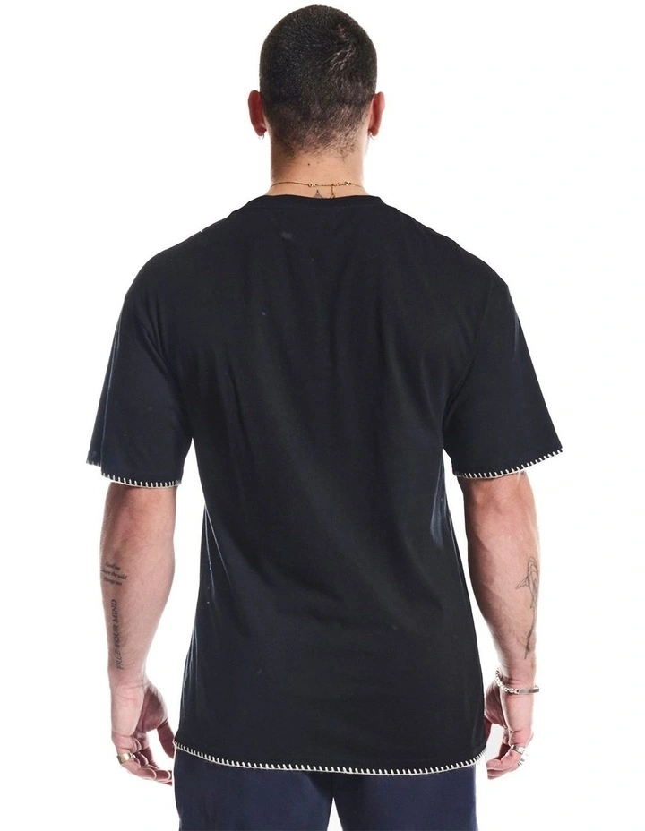 Lakeview T-shirt in Black image 2