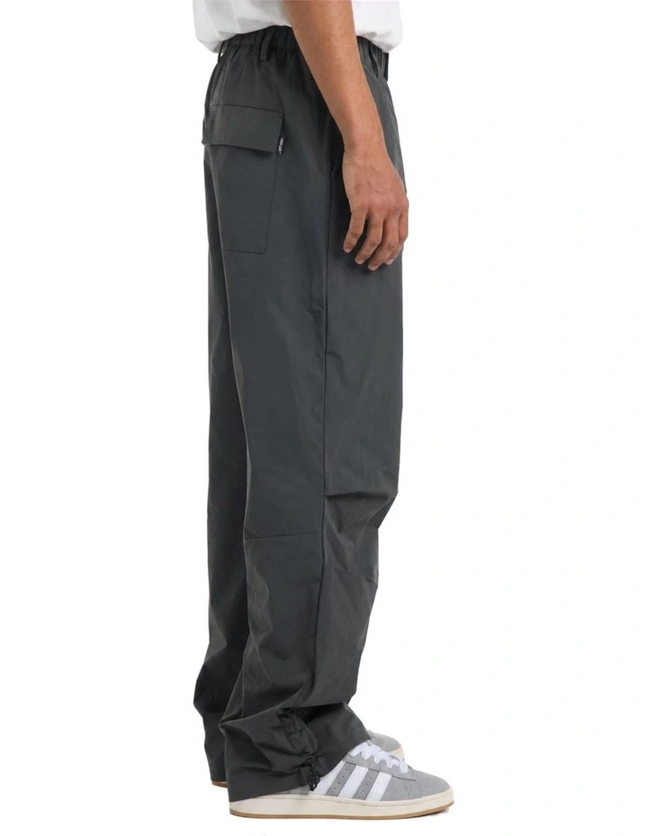 Windsor Pant Charcoal in Charcoal image 3