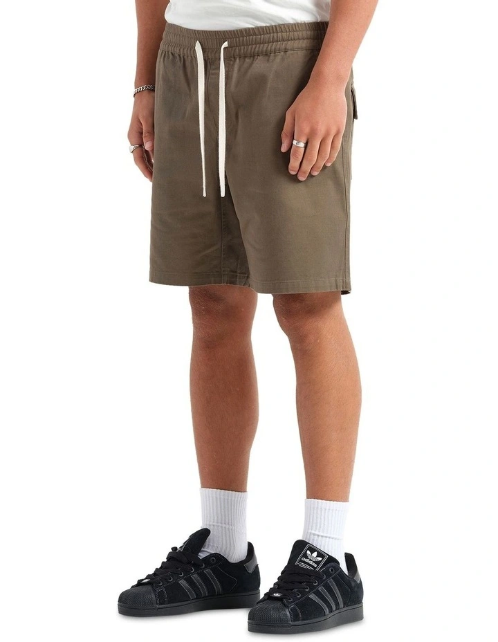 Villa Shorts in Khaki image 3