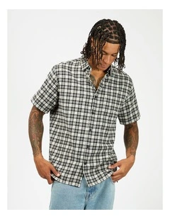 Grove Short Sleeve Shirt in Multi