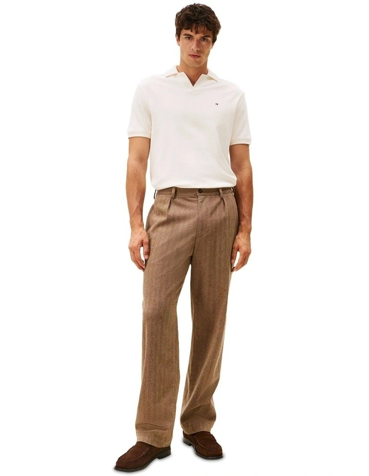 Crepe Classic Fit Polo in White image 4