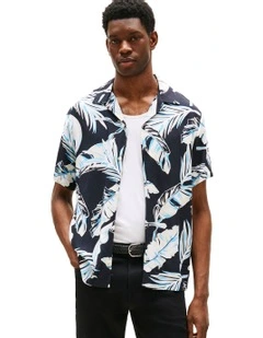 Lightweight Regular Fit Tropical Short Sleeve Shirt in Black