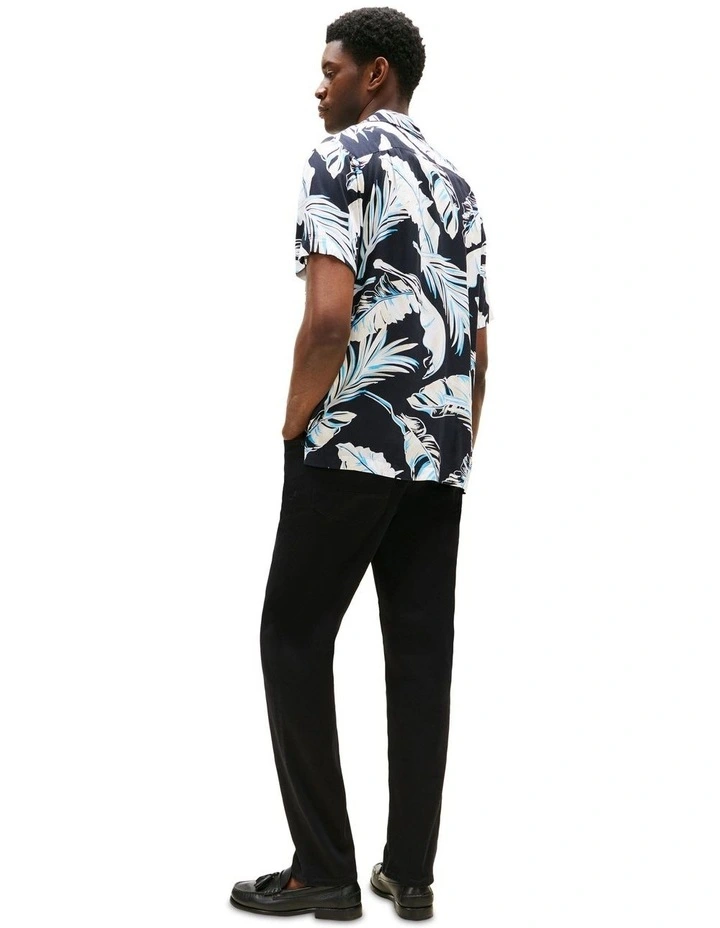 Lightweight Regular Fit Tropical Short Sleeve Shirt in Black image 2