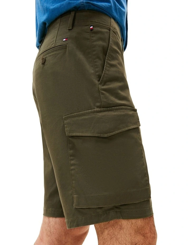 1985 Collection Relaxed Cargo Shorts in Green image 3