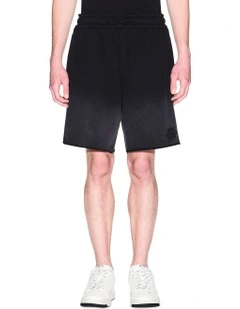 Relaxed Short in Black Beauty