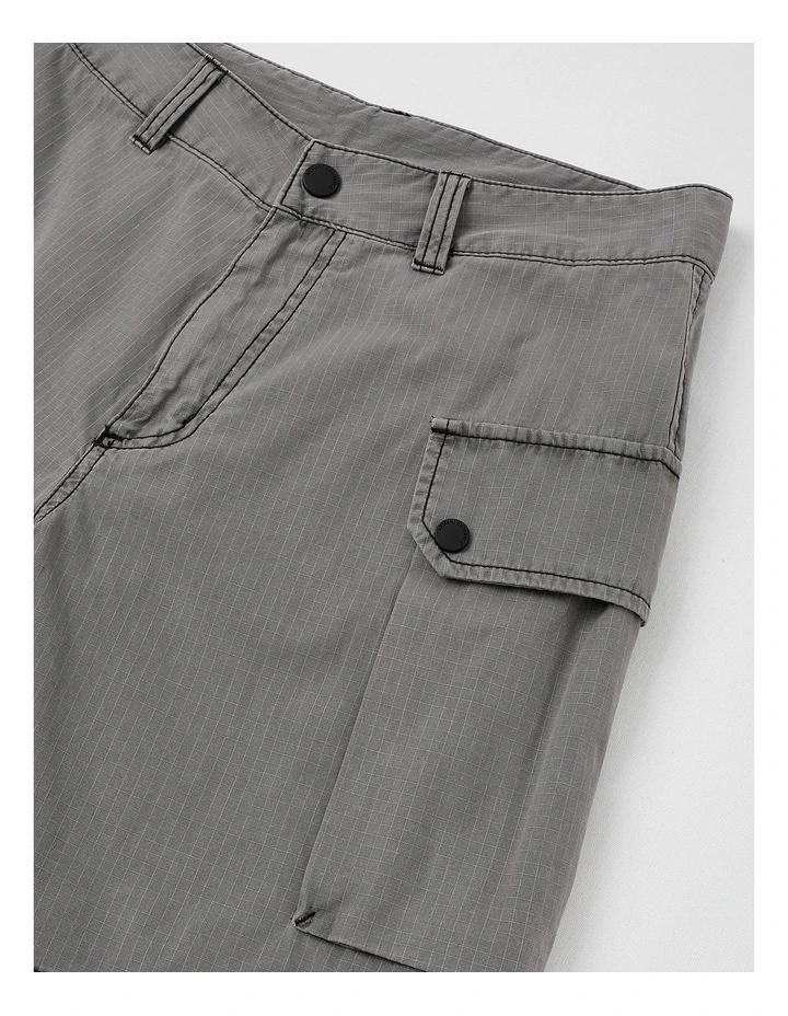 One Block Up Cargo Shorts Black Beauty image 2