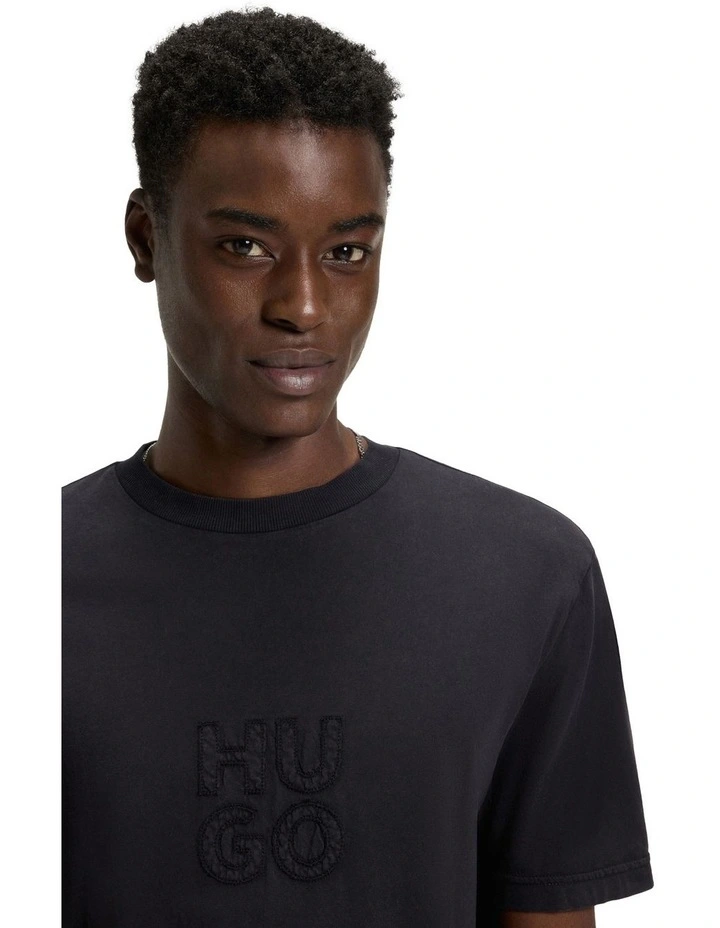 Dustress T/Shirt in Black image 3