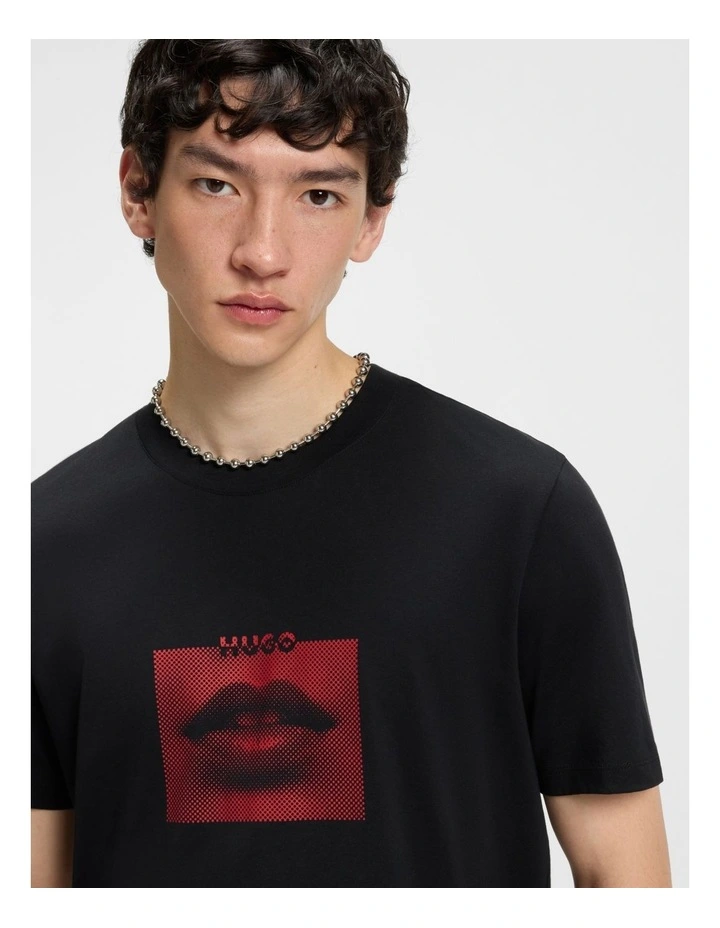 Deterni T- shirt in Black image 3